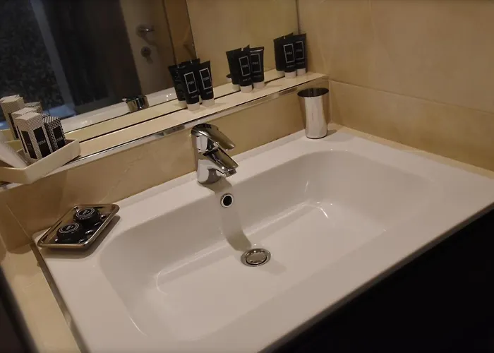 Carlo Alberto לינה וארוחת בוקר